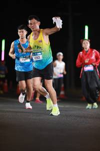 BIB: 42901, 43273
                            <button type="button" onclick="openModal(21311891)" class="btn btn-primary btn-sm float-right btn-popup" data-toggle="modal" data-target=".modal-high-quality">
                        <i class="fas fa-shopping-cart"></i> Add to Cart
                    </button>
                                            <button type="button" onclick="isThisMe(21311891, true)" class="btn btn-success btn-sm float-right btn-popup btn-isme hidden" data-toggle="tooltip" data-placement="bottom" title="นี่คือรูปของคุณใช่ไหม คลิกที่นี่เพื่อเอาเข้าอัลบั้ม">
                        <i class="fas fa-plus"></i> Add to album
                    </button>
                    <button type="button" onclick="isThisMe(21311891, false)" class="btn btn-warning btn-sm float-right btn-popup btn-isnotme hidden">
                        <i class="fas fa-ban"></i> Remove from album
                    </button>